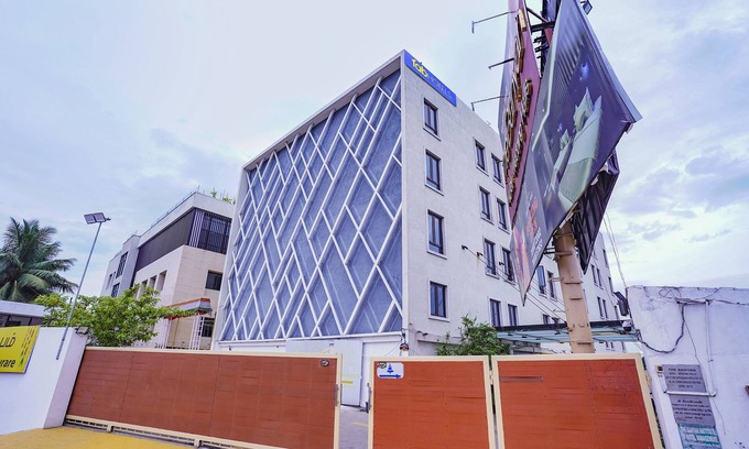 Chennai Hotel | Fabhotel The Banyan