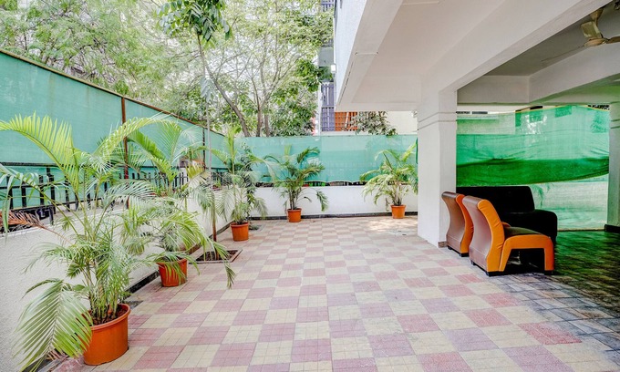 Wakad Hotel | Fabhotel Wakad Villa