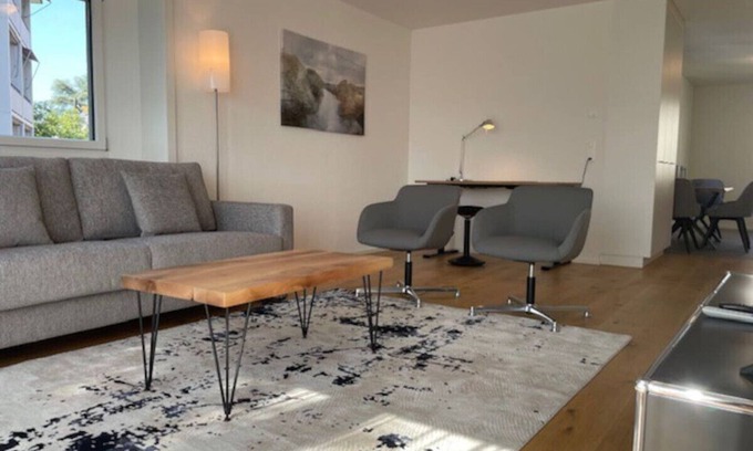 District 6 Apartment | Faboulous 1BR near city center (Sun 16)