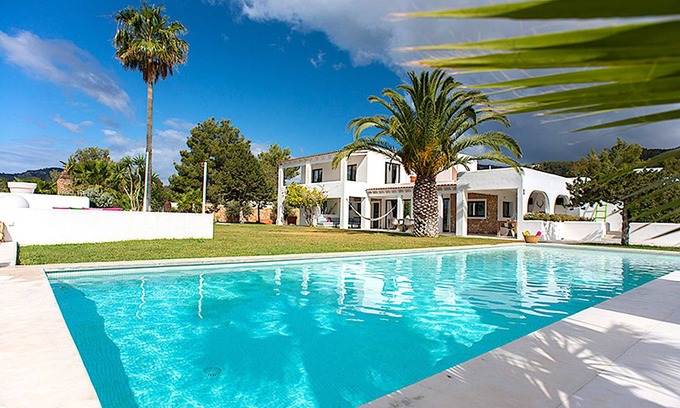 Sant Josep de sa Talaia Villa | Fabulous luxury villa, family friendly, big garden, close to beaches