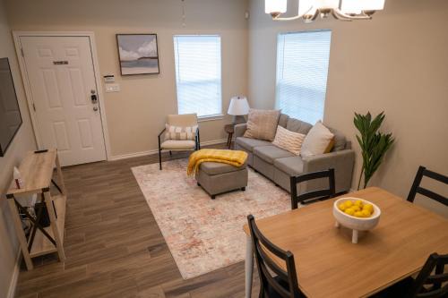 Edinburg Apartment | Fabulous King Size Bed in a Gated Neighborhood!