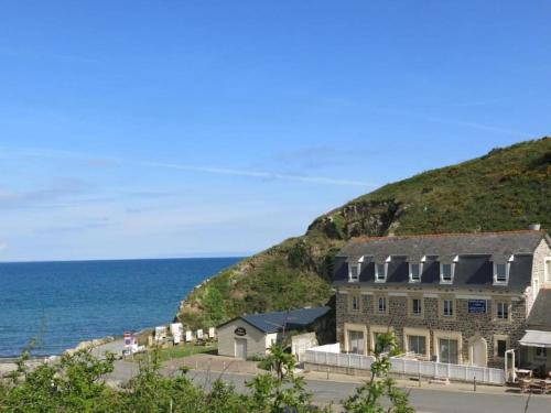 Planguenoual Apartment | Face à la mer et au sentier de randonnée- Bretagne