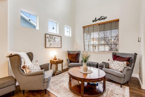 Colorado Springs House | Face of the West