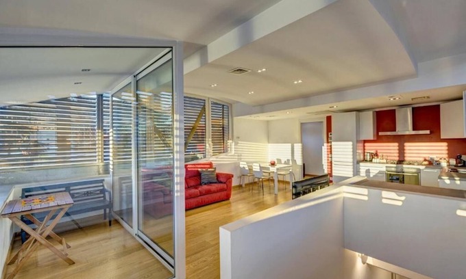 San Siro Apartment | Facing San Siro Stadium 4 beds 300meters from the metro with garage