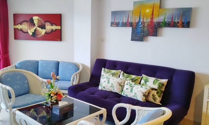Patong Apartment | Facing the sea with a clear view of Patong Bay