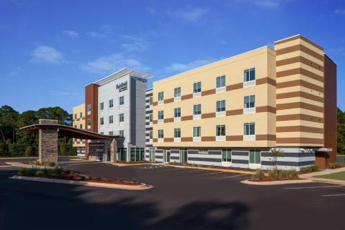 Northwest Pensacola Hotel | Fairfield by Marriott Inn & Suites Pensacola Pine Forest