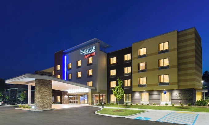 Pricedale Hotel | Fairfield Inn and Suites by Marriott Belle Vernon