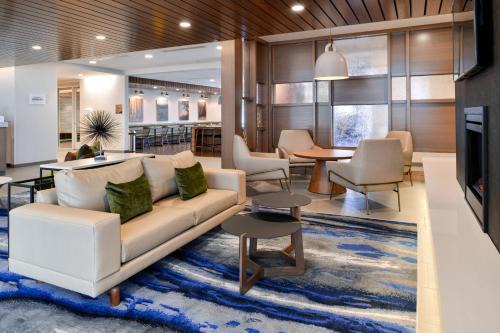 Shakopee Hotel | Fairfield Inn and Suites by Marriott Minneapolis Shakopee