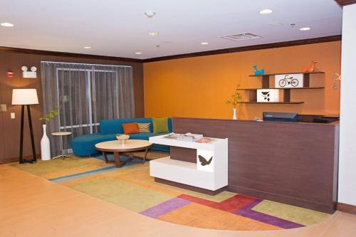 Homeacre-Lyndora Hotel | Fairfield Inn & Suites Butler