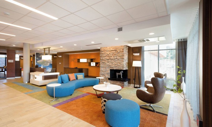 Decorah Hotel | Fairfield Inn & Suites by Marriott Decorah
