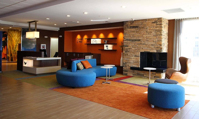 Pittsburg Hotel | Fairfield Inn & Suites by Marriott London