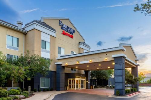 Edmond Hotel | Fairfield Inn & Suites by Marriott Edmond