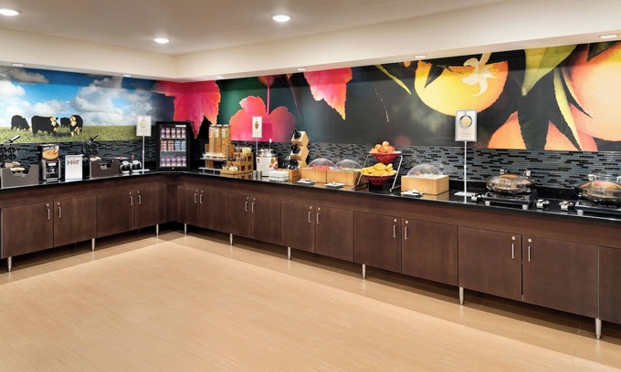 South Loop Hotel | Fairfield Inn & Suites by Marriott Minneapolis Bloomington/Mall of America