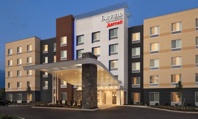 Witmer Hotel | Fairfield Inn & Suites Lancaster East at The Outlets