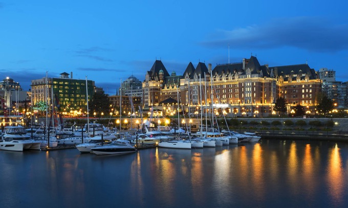 Inner Harbour Hotel | Fairmont Empress