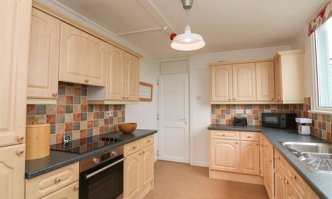 Burgh Island Cottage | Fairway Lodge