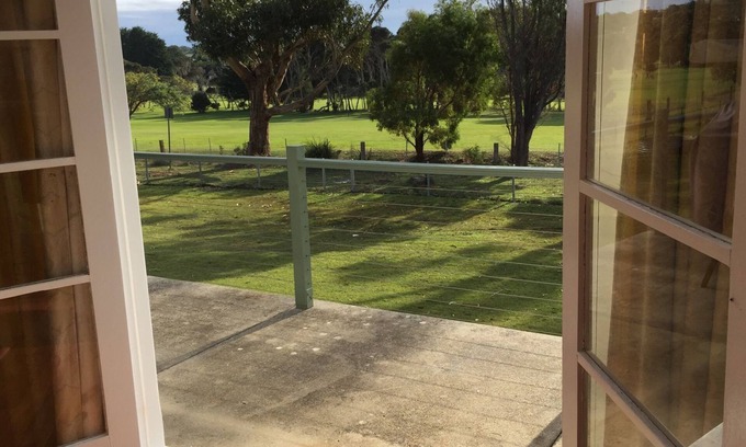Greens Beach House | Fairways Greens Beach