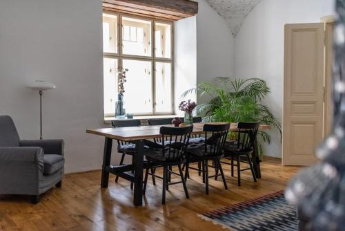 Kremnica Apartment | FAJRONT - krásny historický byt v srdci Kremnice