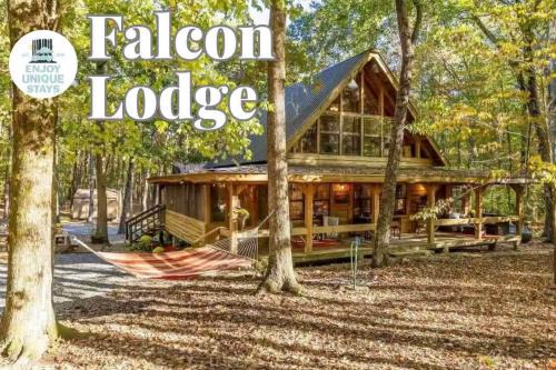 Mentone House | Falcon Lodge - hot tub fire pit & games