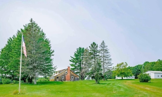 Athens House | Fall and winter at Grace for families or remote working