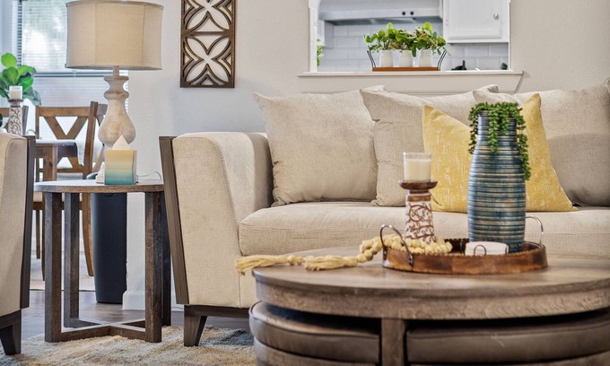 Heritage House | Fall Savings! Family Home 3.6 miles to Sea World!