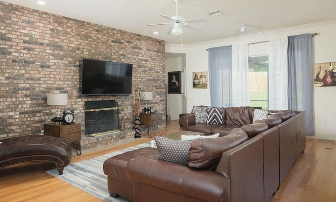 Alachua House | Fam Vacation Lux Home In Turkey Creek Tennis Court - G04