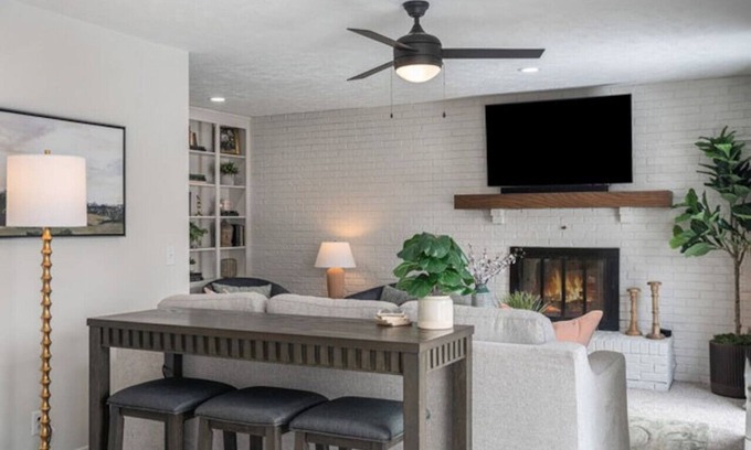 West Omaha House | "FamFusion Getaway" Fun for All