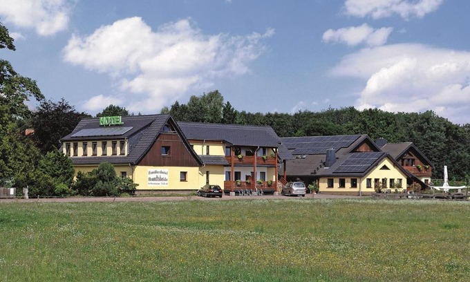 Wiesenburg/Mark Hotel | Familienhotel Brandtsheide