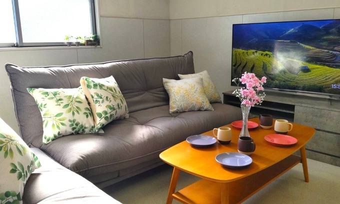 Konohana Apartment | Families & groups welcome! Private lodging for up to 21 people|Children will be delighted with the kids' room|Convenient access to USJ, Umeda, and Namba|Baby and children's equipment can be rented.