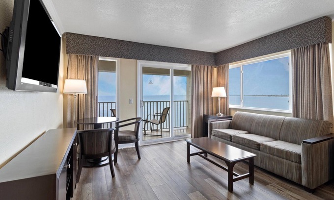 Rocky Point Condo | Family 2BR w/Pool View, Balcony & Private Beach