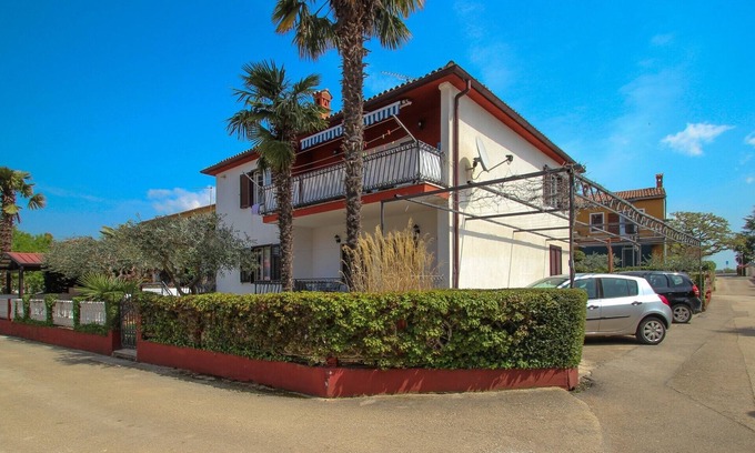 Dajla Apartment | Family apartment Boris in little village Dajla for up to 4 persons
