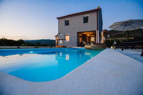 Cavoglave Villa | Family dream house