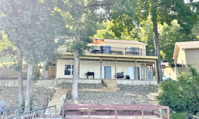 Gravois Mills House | Family favorite lakehouse in amazing cove with great dock and deep water!