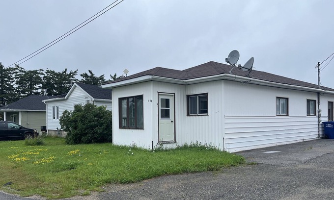 Smooth Rock Falls House | Family Friendly Spacious Home