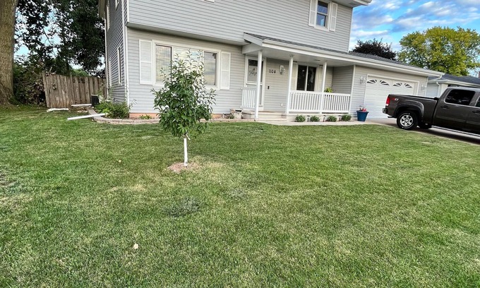 Neenah House | Family Friendly 4 Bedroom Home