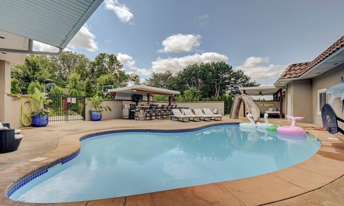 West Omaha House | Family Friendly 5 Bed 5 Bath 6000 SF Ranch With Pool