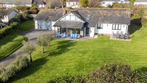 Thurlestone House | Family-friendly Bungalow Near Thurlestone Beach