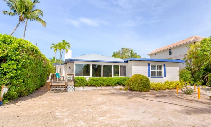 Captiva House | Family Friendly- Captiva Pool Home- Gulf Front- Lasting Memories Made Here !