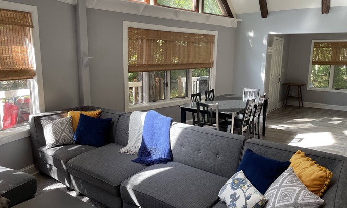 Ocean Pines House | Family friendly chalet, 5 mins. to pools, 12 mins. to beach - 4 beds, 2 baths