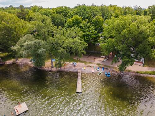 Cherry Valley House | Family Friendly Cottage Community with Pool & Beach