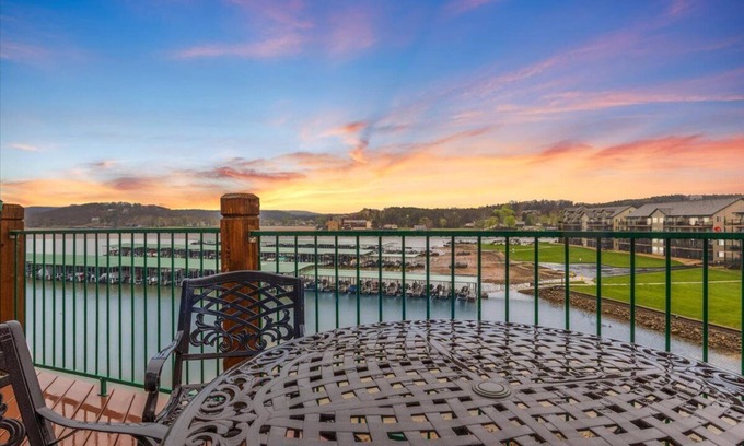 Camdenton Condo | Family-Friendly, Fishing, & Fun w/2 Pools, Views, Boat Slip & Launch