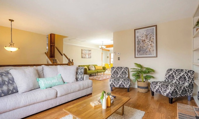 North Central Westminster House | Family Friendly, Game Room, KING BED, Deck&Grill
