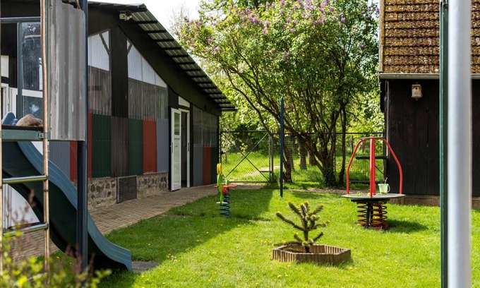 Kalkhorst Apartment | Family-Friendly Home with Garden