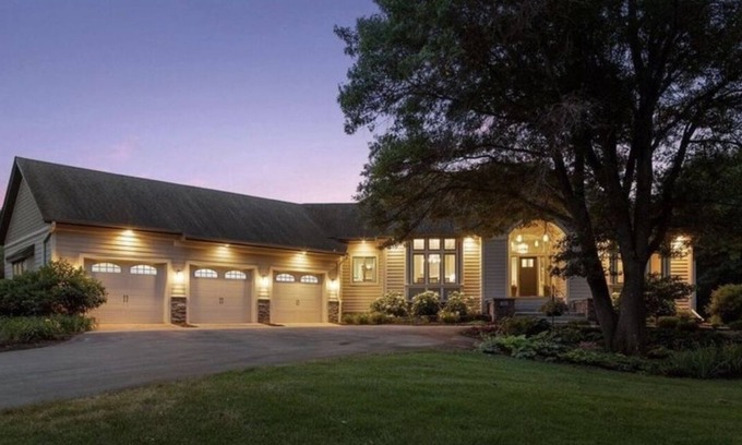 Andover House | Family friendly home on 62 acres, perfect for family gatherings & sports teams.