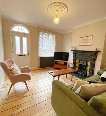 Norwich House | Family Friendly House in Norwich with Parking