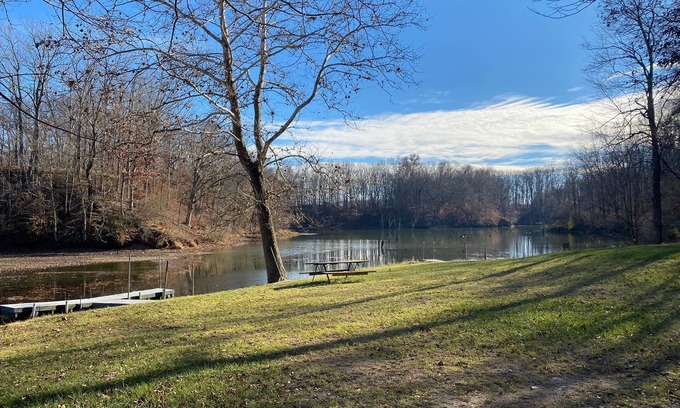 Marshall House | FAMILY FRIENDLY LAKE HOUSE WITH FABULOUS SCREENED PORCH