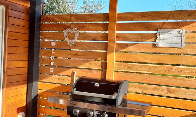 Pomer House | Family-friendly. Pets allowed. Pool, jacuzzi, Souna. Private beach. Kayak
