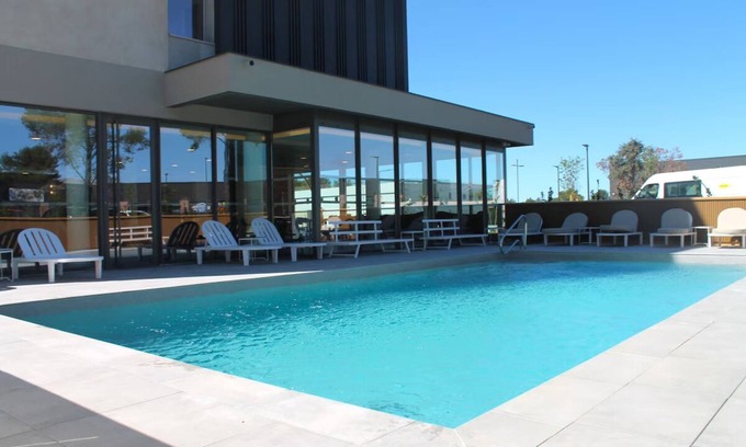 Signes Hotel | Family-Friendly Room w/Easy Access to Local Attractions, Amusement Parks