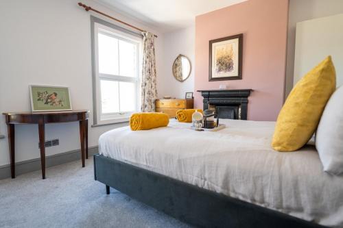 Deal House | Family friendly, sleeps 5, 3 mins to beach
