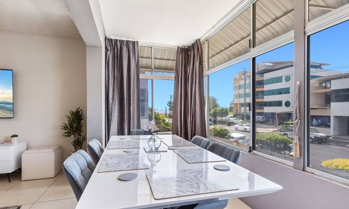 Maroochydore Apartment | Family-Friendly Stay Walk to Beach & Parks